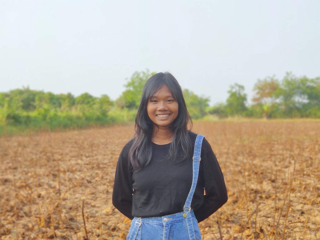 Malee’s Role: The Confidante