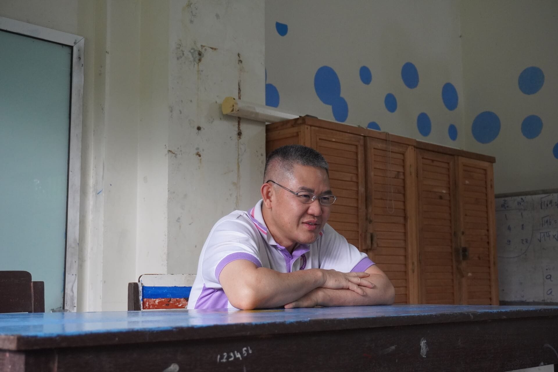 Two Motivational Speakers 6 5